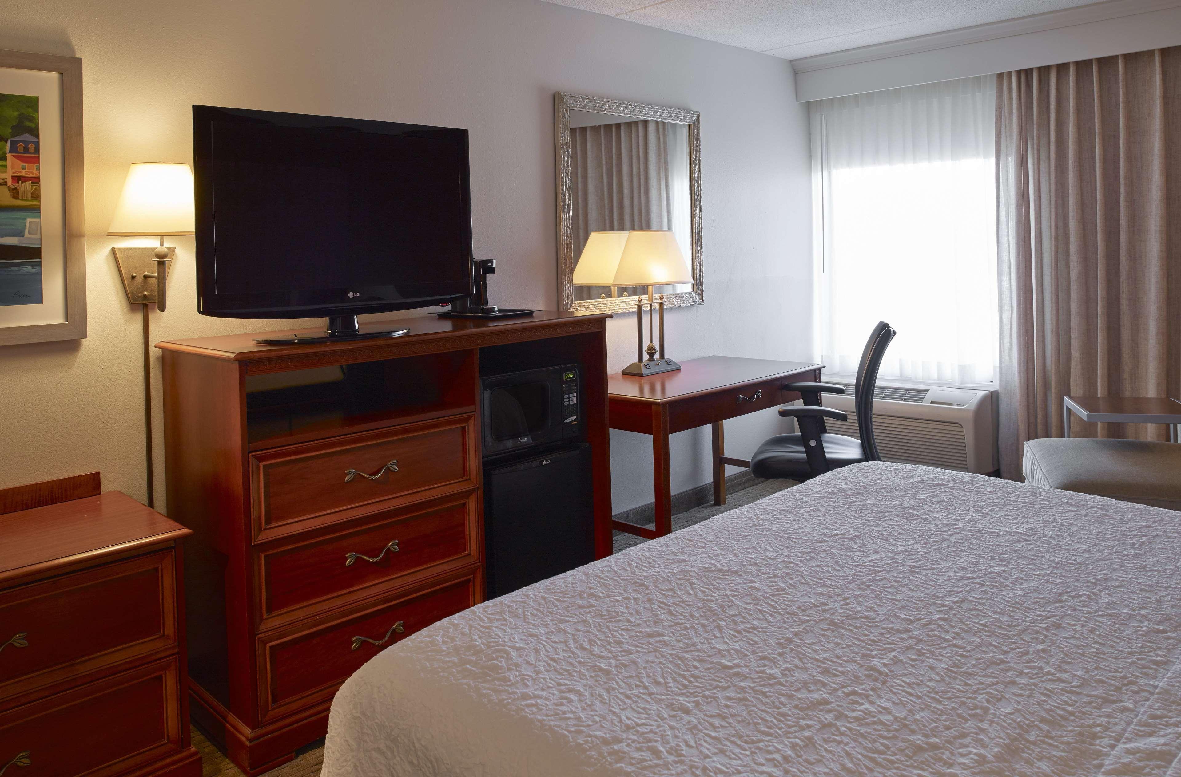 Hampton Inn Portland-Airport South Portland Εξωτερικό φωτογραφία