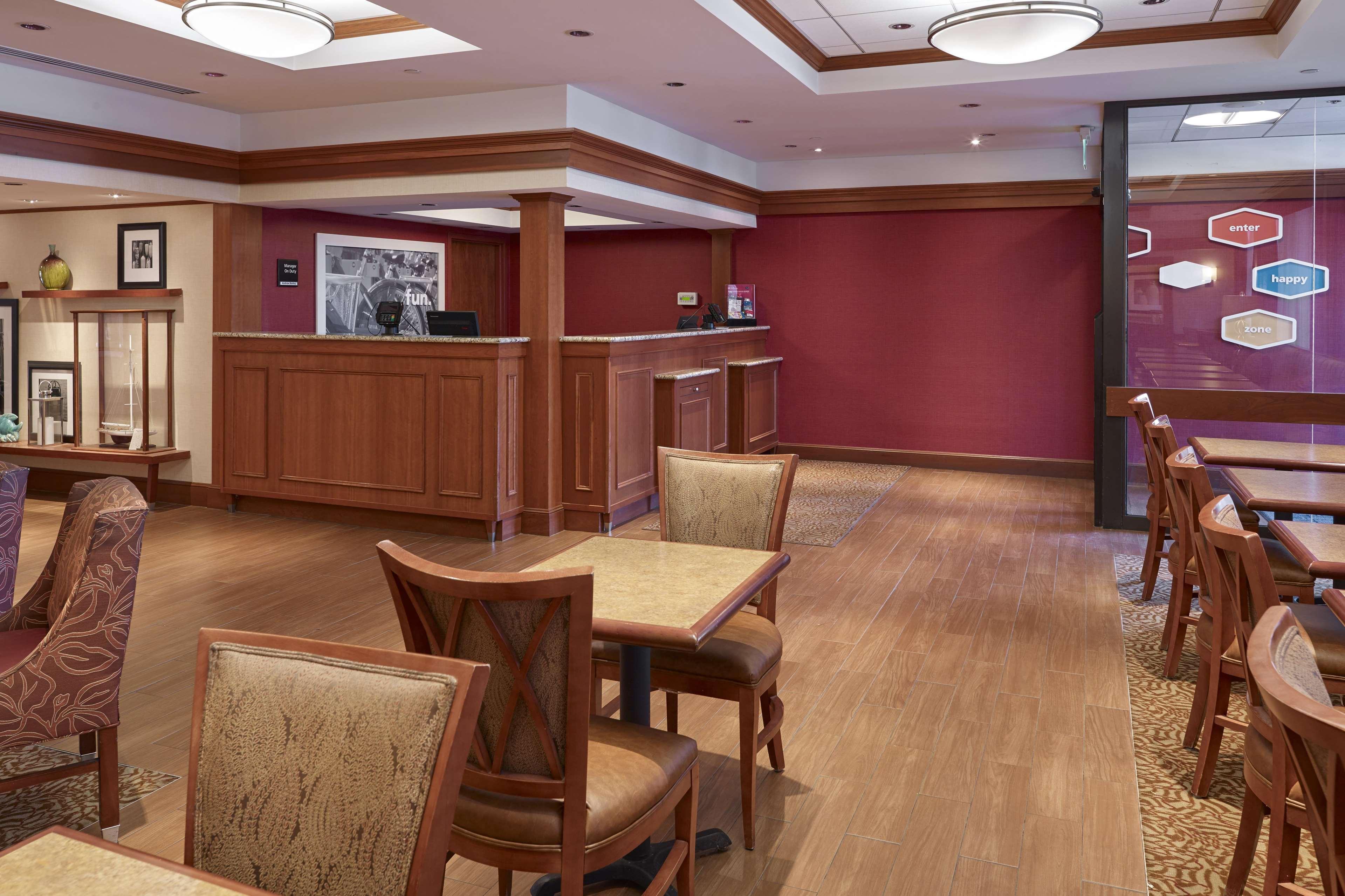Hampton Inn Portland-Airport South Portland Εξωτερικό φωτογραφία