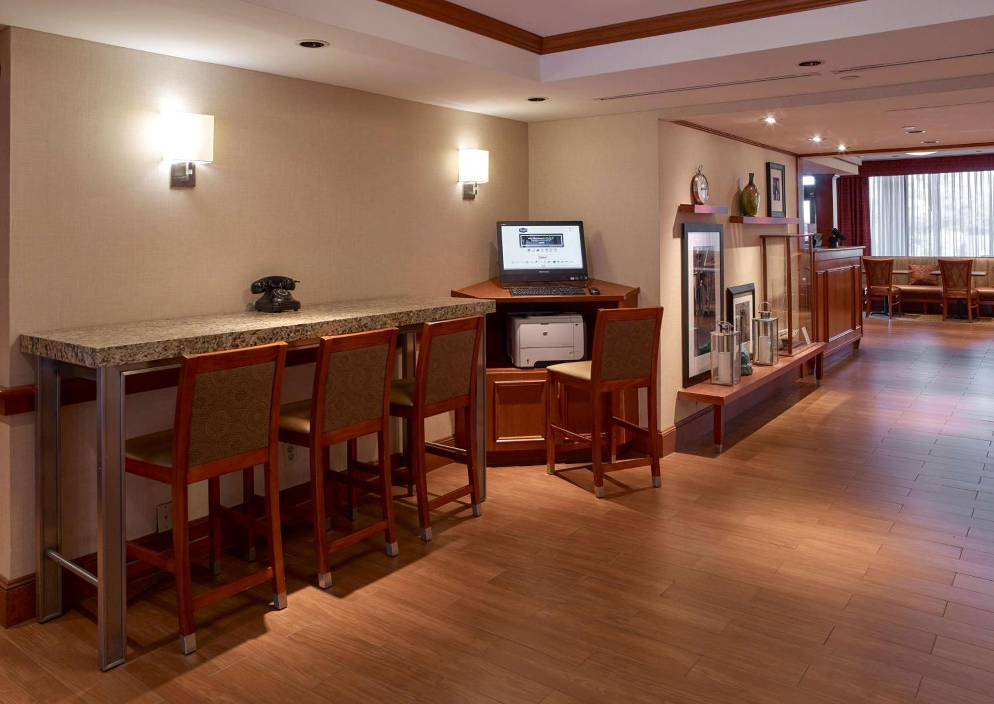 Hampton Inn Portland-Airport South Portland Εξωτερικό φωτογραφία