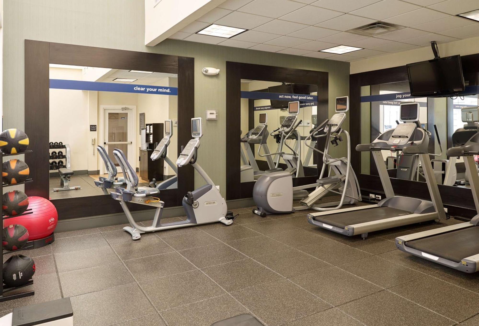 Hampton Inn Portland-Airport South Portland Εξωτερικό φωτογραφία